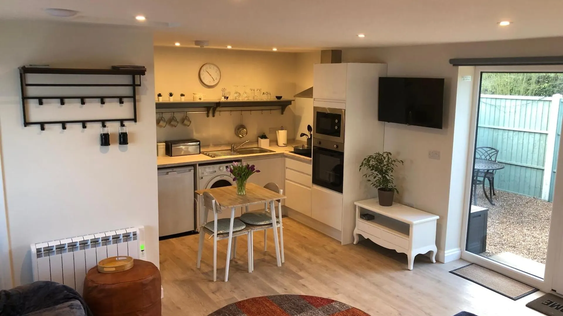 The Studio Harrogate 0*,